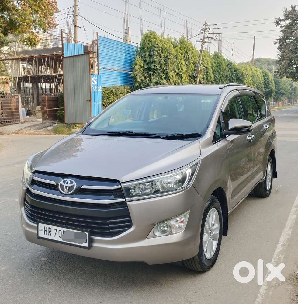 Toyota Innova Crysta