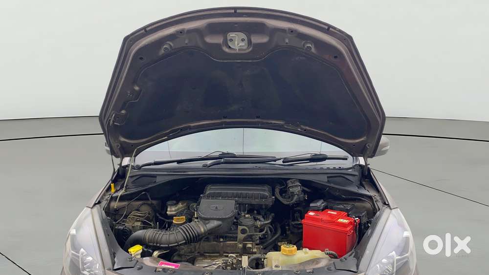 Tata Tigor Xza, 2018, Petrol