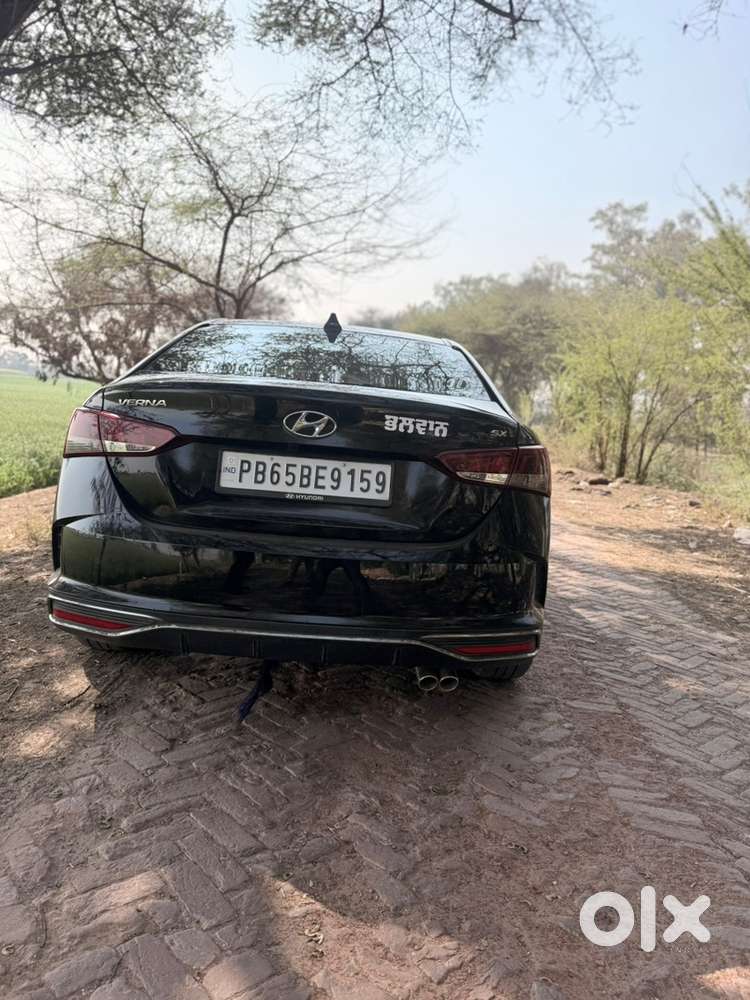 Hyundai Verna Petrol 2022
