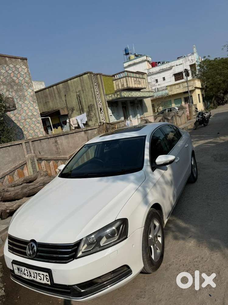 Volkswagen Passat 2011 Diesel 192000 Km Driven
