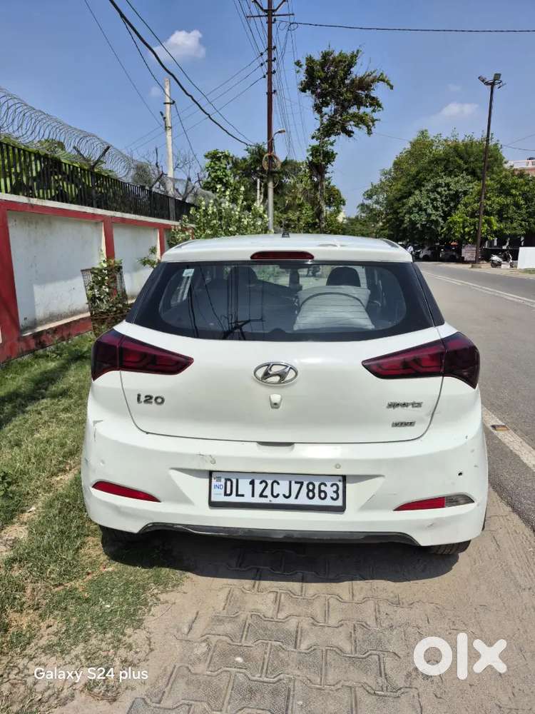 Hyundai I20 2016 Cng & Hybrids 65000 Km Driven