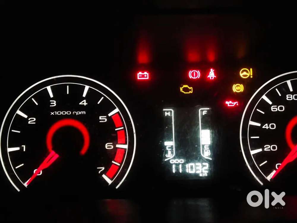 Mahindra Kuv 100 2016 Diesel 110000 Km Driven