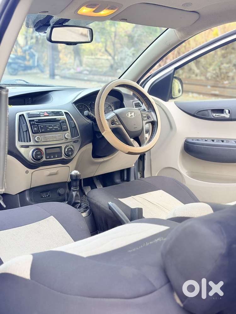 Hyundai I20 Sportz 1.2 Bs-iv, 2013, Petrol