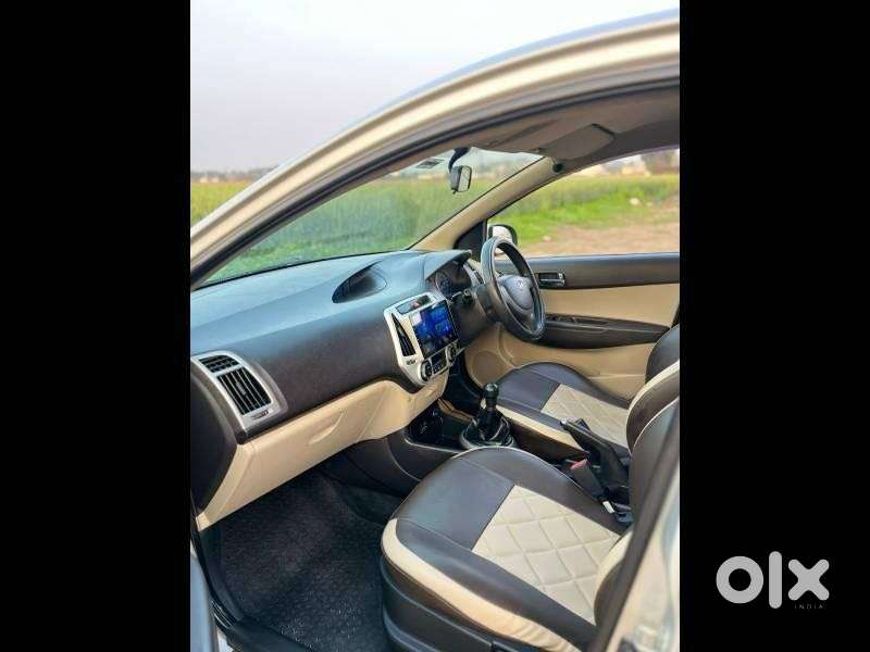 Hyundai I20 2012-2014 Magna Optional 1.2, 2014, Petrol