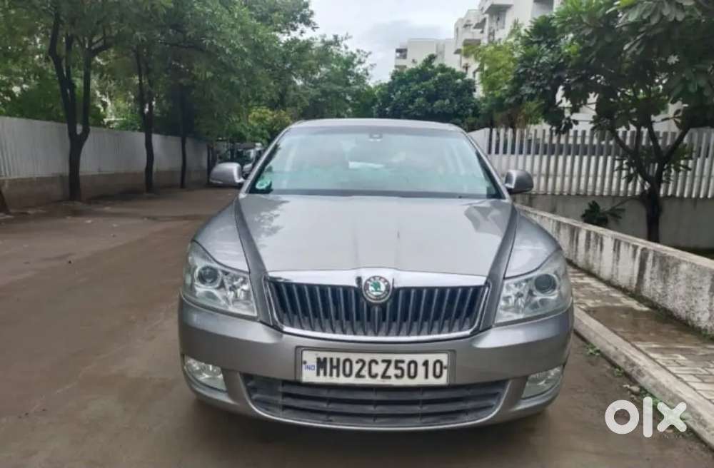 Skoda Laura 1.9 Elegance 2013