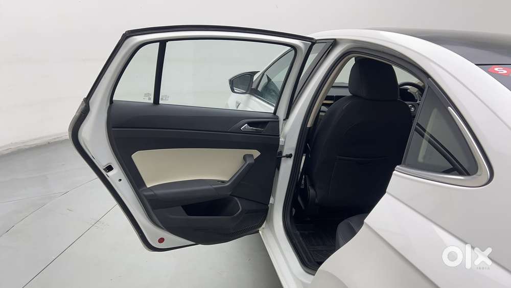 Skoda Slavia Style 1.5l Tsi Dsg, 2023, Petrol