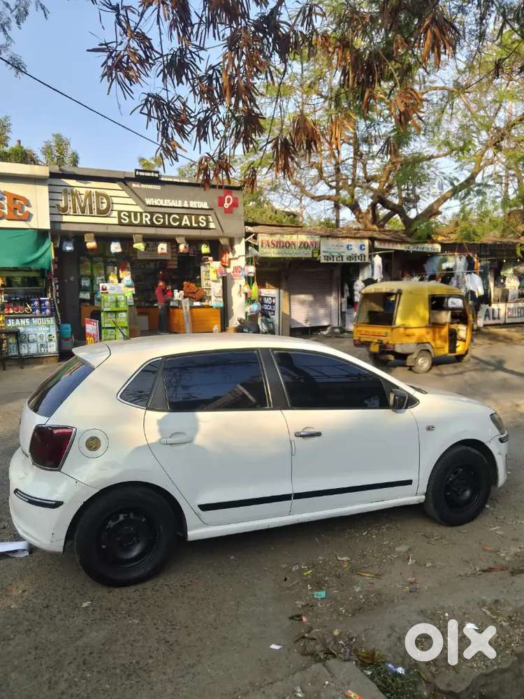 Volkswagen Polo 2012 Diesel 74000 Km Driven