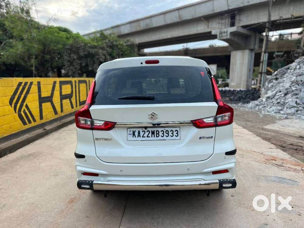Maruti Suzuki Ertiga ZXI AT SHVS, 2019, Petrol
