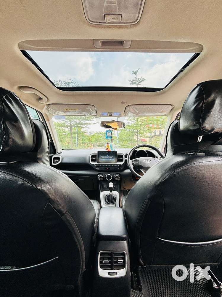 Hyundai Venue 2019 Petrol Well Maintained