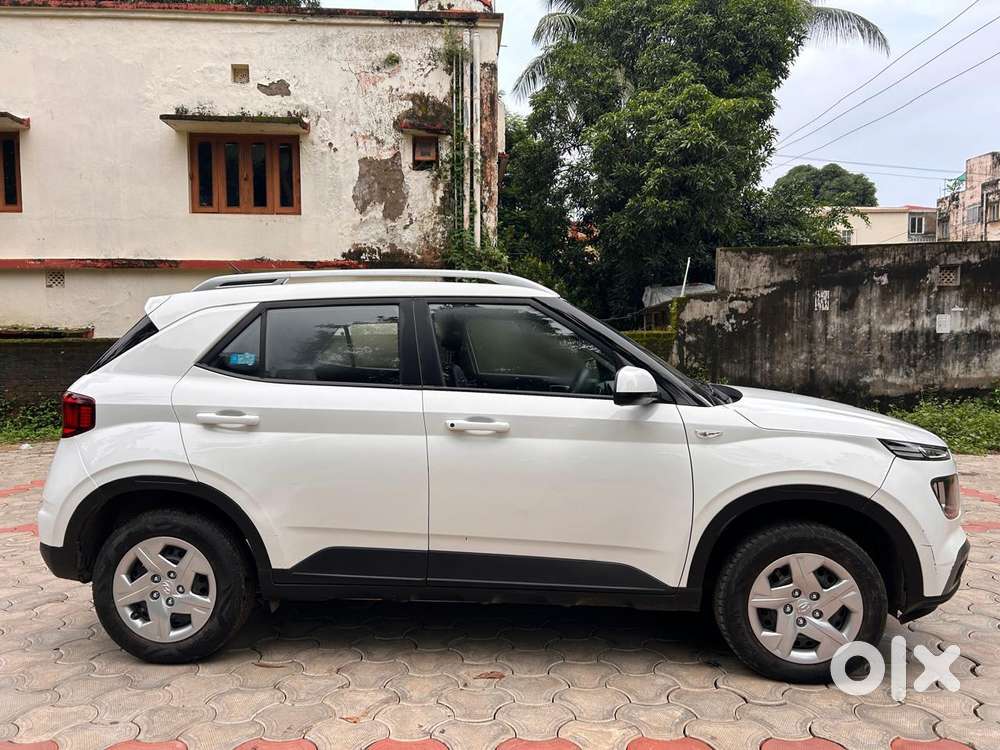 Hyundai Venue S Plus Mt 1.2 Kappa, 2021, Petrol