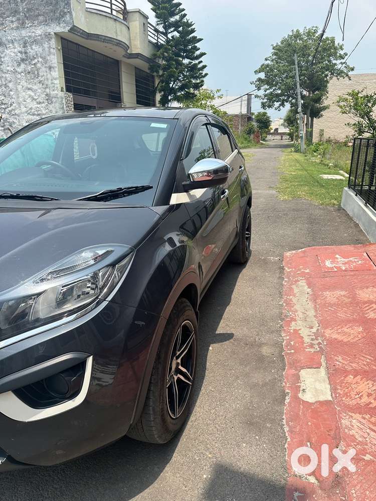 Sale - Tata Nexon Petrol Manual 2019