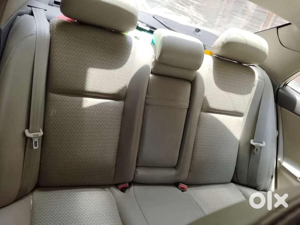 Toyota Corolla Altis 2010 Cng & Hybrids 200000 Km Driven