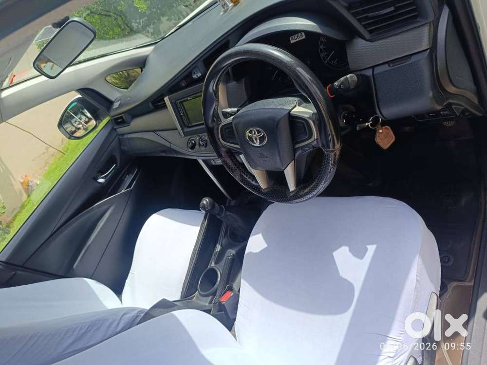 Toyota Innova Crysta 2018