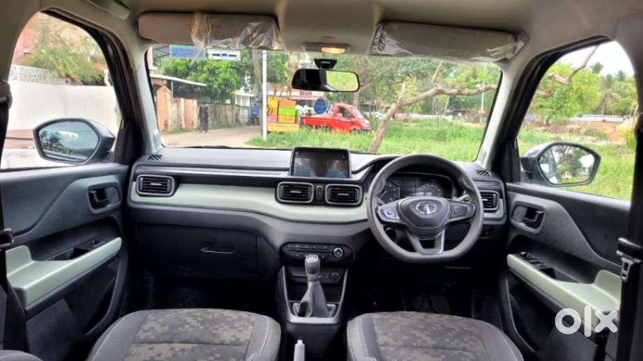 Tata Punch Camo Adventure Mt, 2023, Petrol