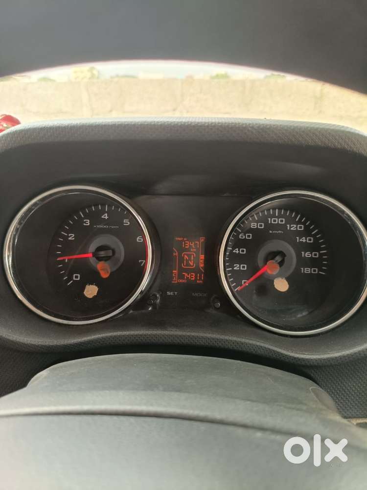 Mahindra Tuv 300 2017 Diesel Well Maintained