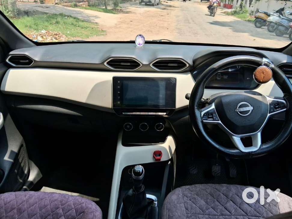 Nissan Magnite Xv Turbo, 2022, Petrol