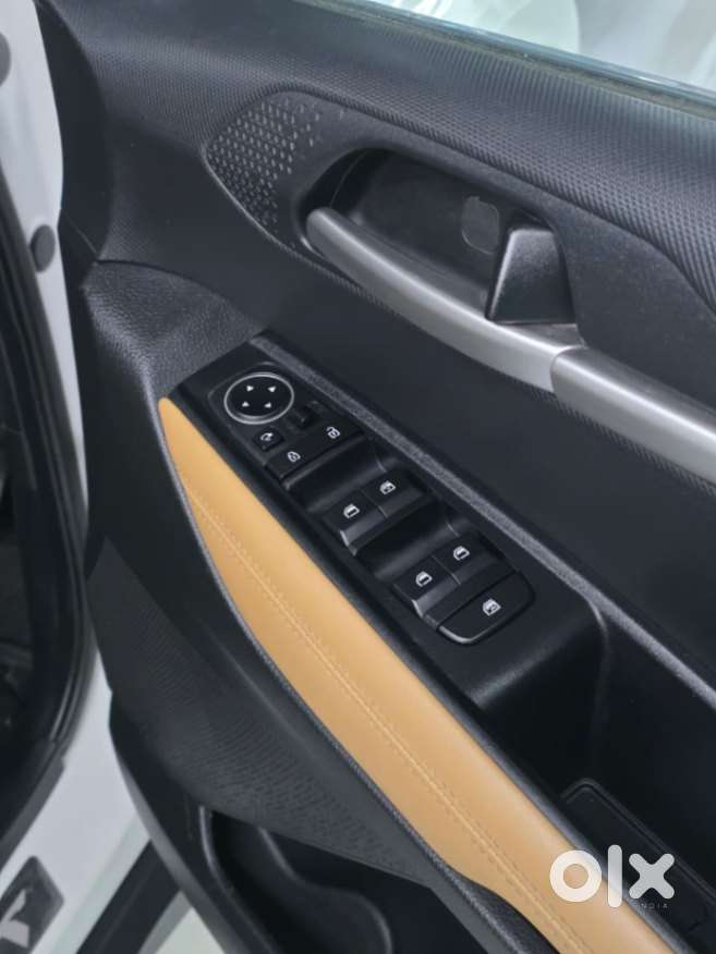 Kia Sonet Htx D, 2024, Petrol