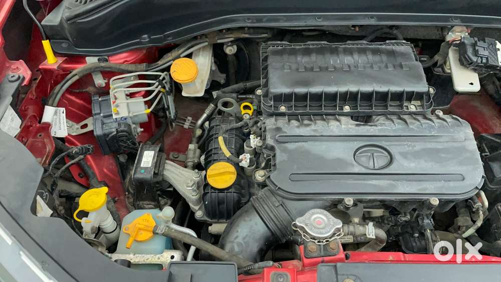 Tata Punch 1.2 Revotron Creative Dual Tone, 2021, Petrol