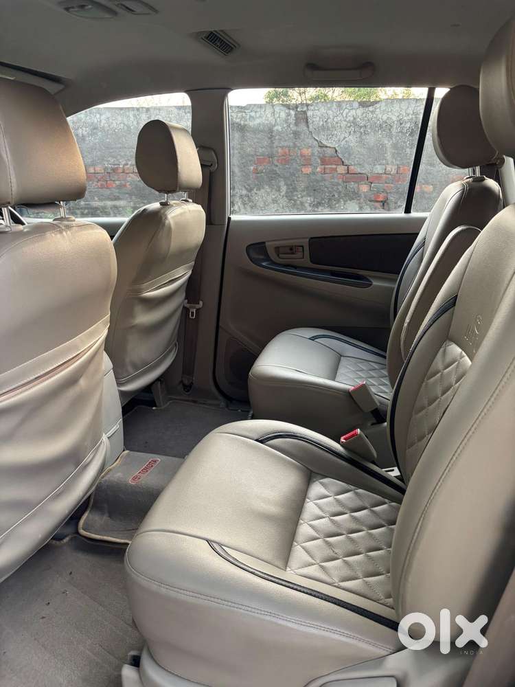 Toyota Innova 2.5 G (diesel) 7 Seater, 2013, Diesel