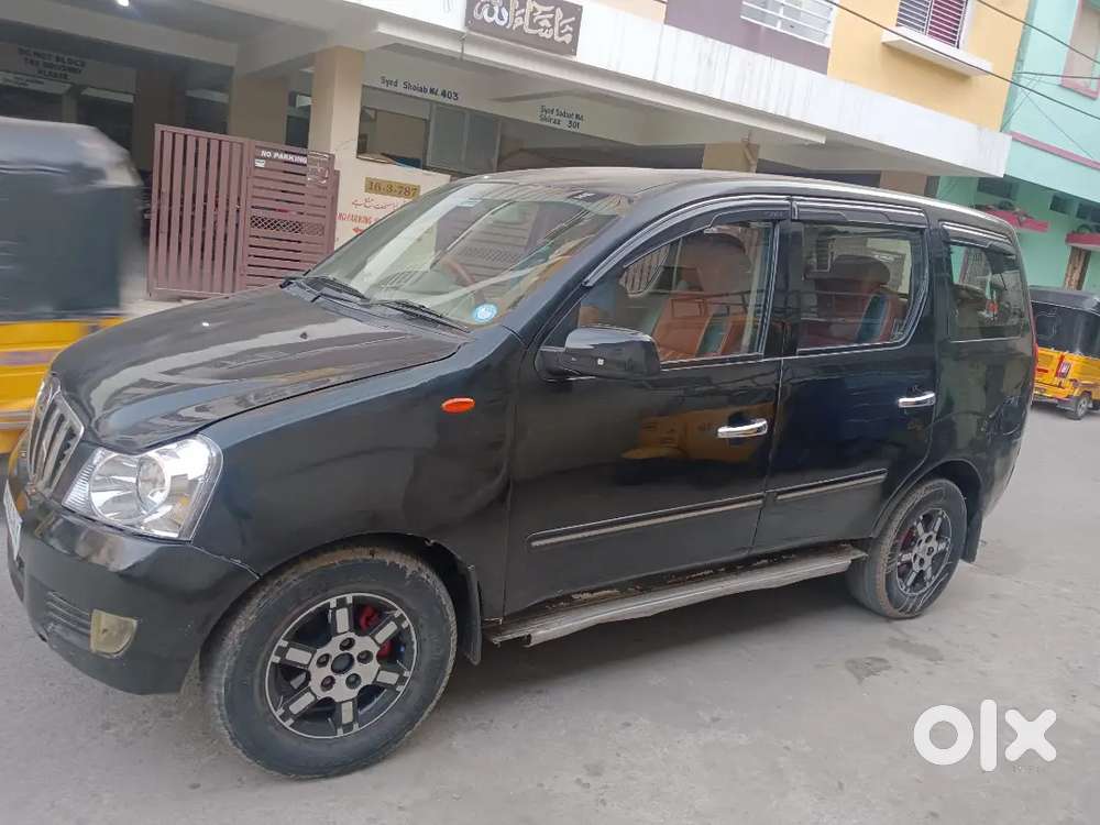 Mahindra Xylo 2010