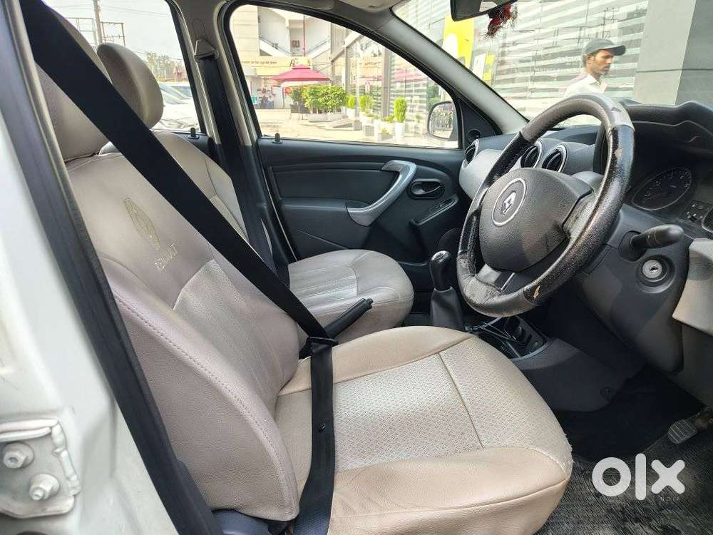 Renault Duster Rxe, 2013, Petrol