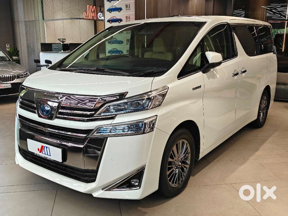 Toyota Vellfire Vip – Executive Lounge, 2023, Petrol