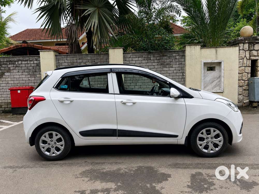 Hyundai Grand I10 Sportz, 2016, Petrol