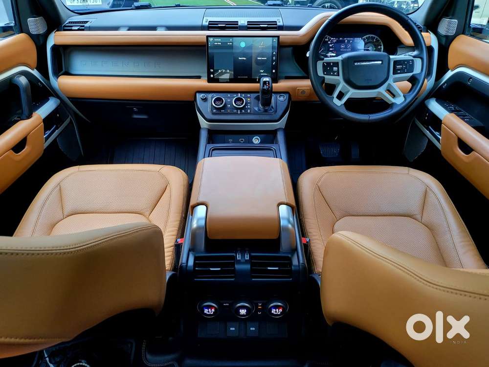 Land Rover Defender 3.0 L 130 Hse, 2023, Diesel