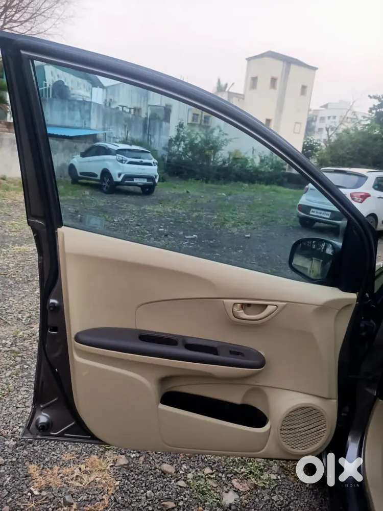 Honda Brio 2012 Petrol Well Maintained
