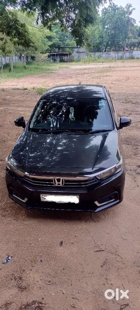 Honda Amaze 2020 Diesel 135000 Km Driven Single Us