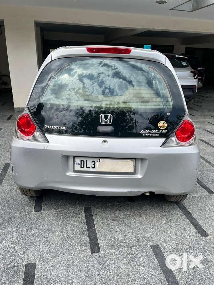 Honda Brio 2015 Petrol Well Maintained