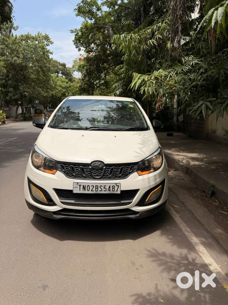 Mahindra Marazzo Diesel 2020 8 Seater