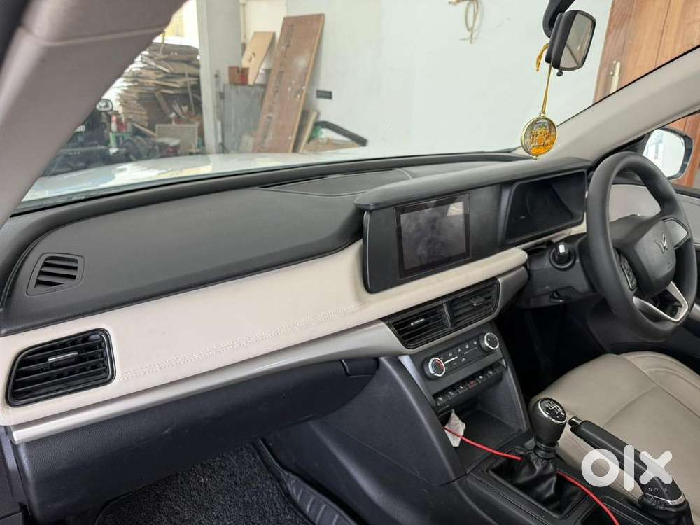 Mahindra Xuv700 2023 Diesel Good Condition