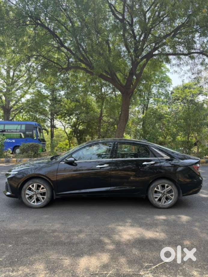 Hyundai Verna 1.5 Mpi Mt Sx (o), 2023, Petrol