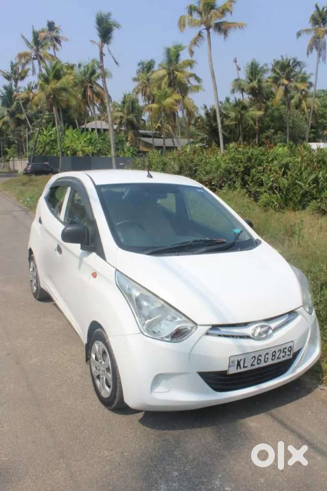 Hyundai Eon 2016 Petrol 30300 Km Driven