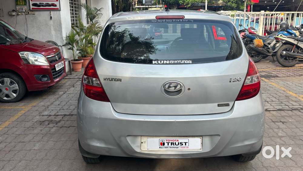 Hyundai I20 Magna 1.2 Mt, 2010, Petrol