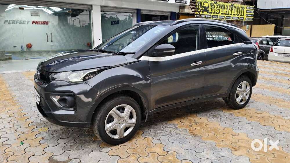 Tata Nexon 1.2 Revotron Xm Plus (s), 2022, Cng & Hybrids