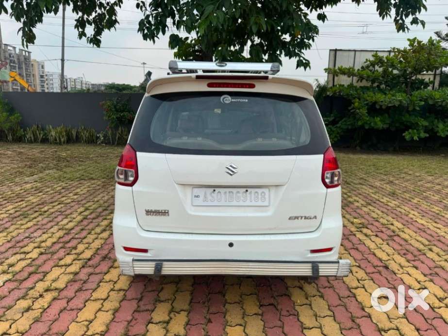 Maruti Suzuki Ertiga 1.5 Vxi, 2013, Petrol