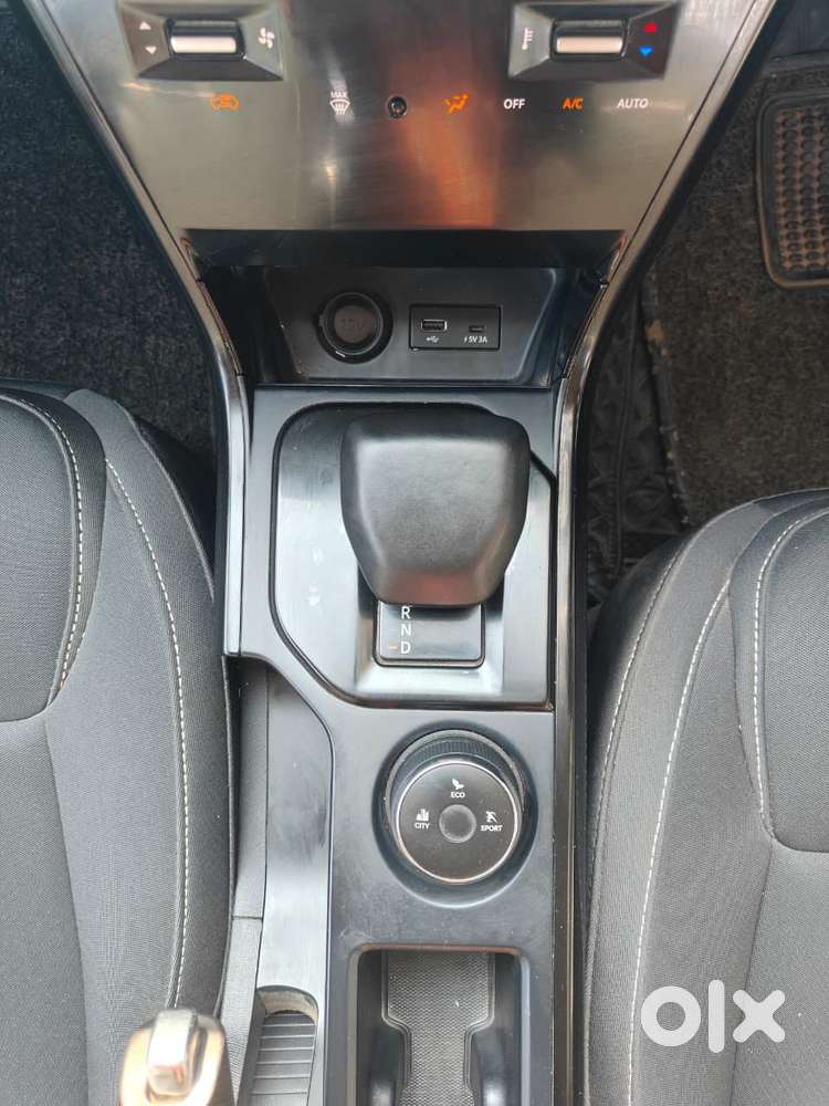 Tata Nexon Creative 1.2 Revotron Petrol 6 Amt, 2024, Petrol