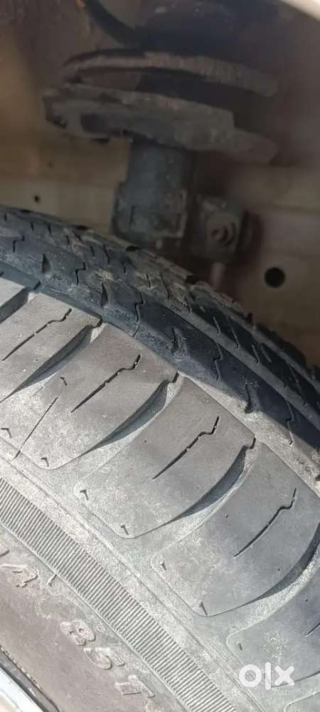 Swift Car White Colour