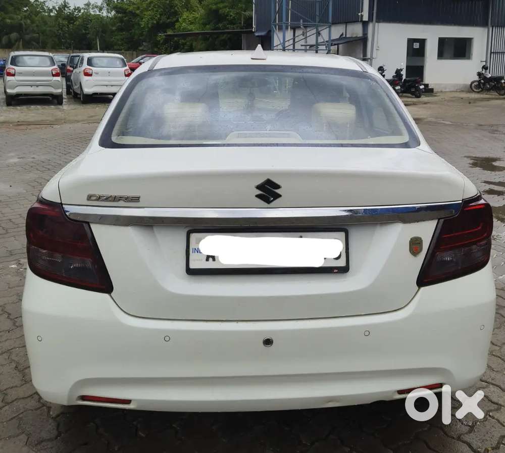 Maruti Suzuki Dzire 2022 Petrol 68000 Km Driven