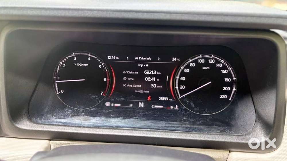 Mahindra Xuv700, 2025, Petrol