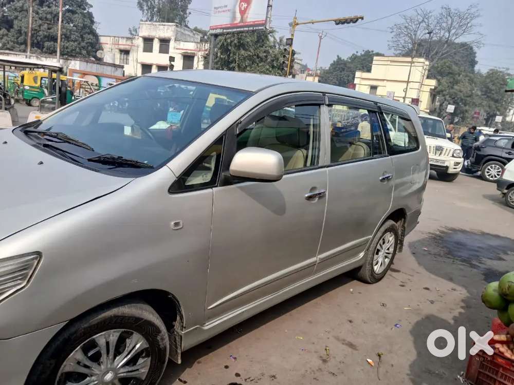 Toyota Innova 2015 Diesel 110000 Km Driven