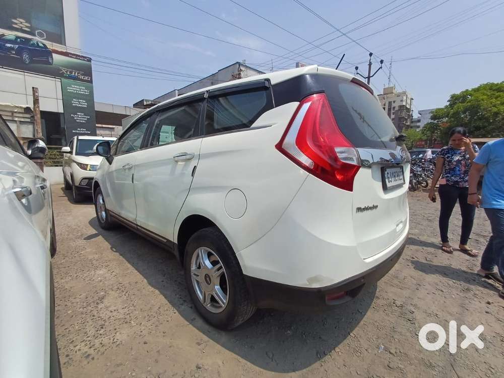 Mahindra Marazzo Diesel 2018