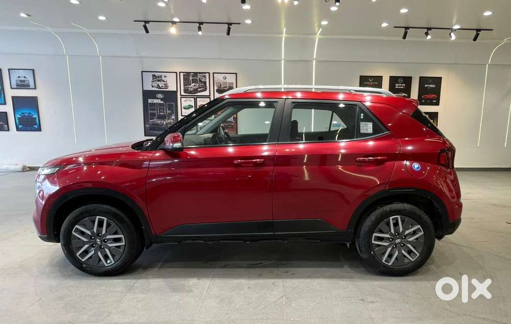 Hyundai Venue S Turbo, 2021, Petrol