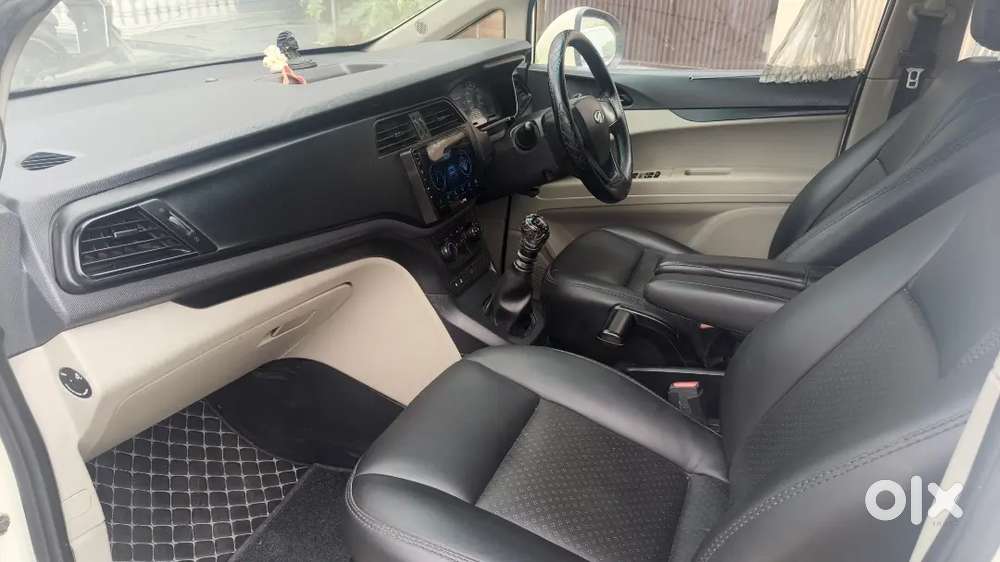 Mahindra Marazzo Diesel 2019