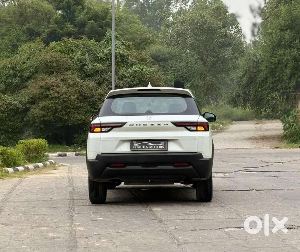 Maruti Suzuki Brezza 2024 Petrol 21000 Km Driven