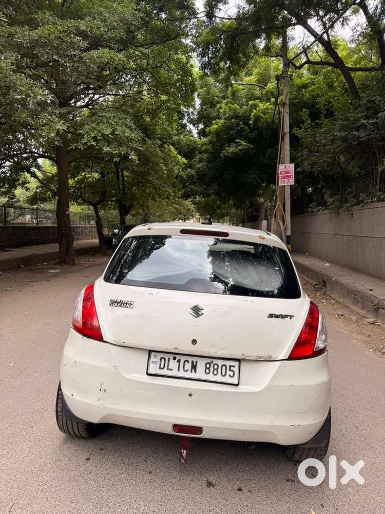 Maruti Suzuki Swift Petrol 2013