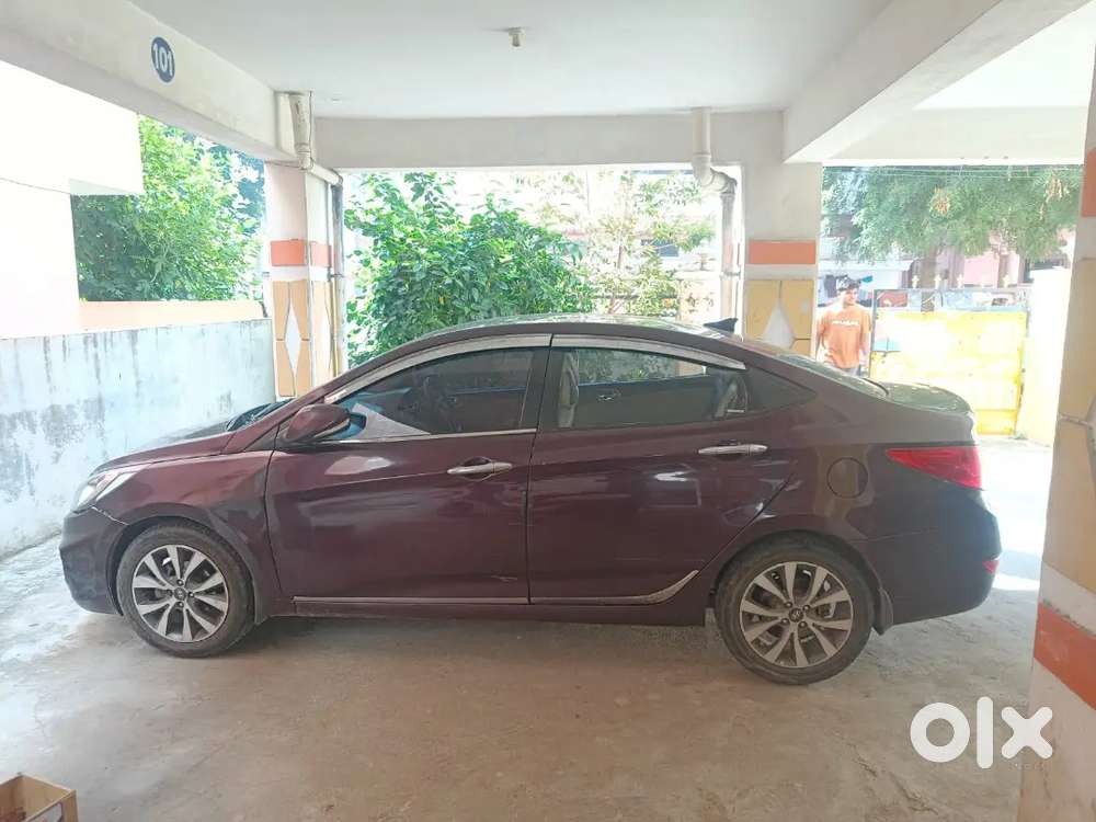 Hyundai Verna Crdi Manual 2013 Year