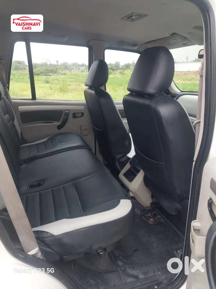 Mahindra Scorpio S10, 2015, Diesel